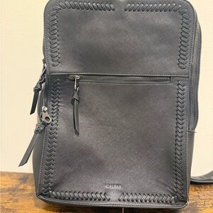 CALPAK Kaya 17” Backpack - Black Gunmetal - Zipper issues, read description